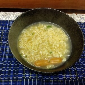 ソーセージラーメン✧˖°